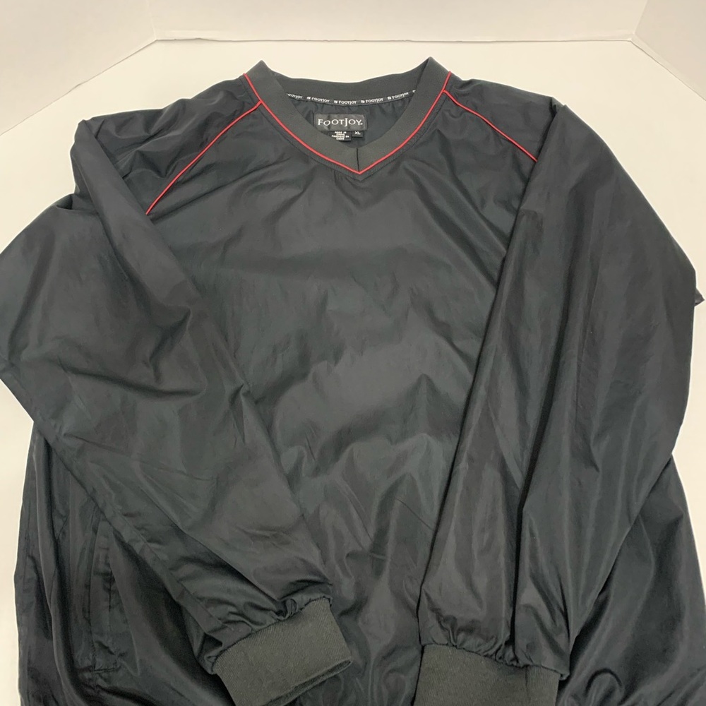 Footjoy men’s XL golf, windbreaker, black and red